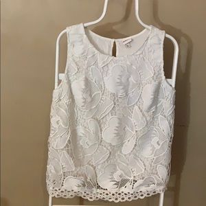 Laced sleeveless top